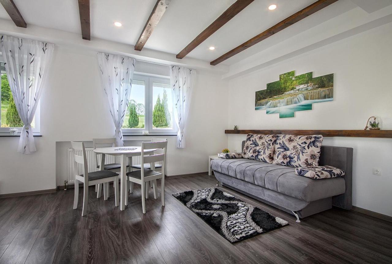 Studio Apartments Kaya Čatrnja Exteriér fotografie